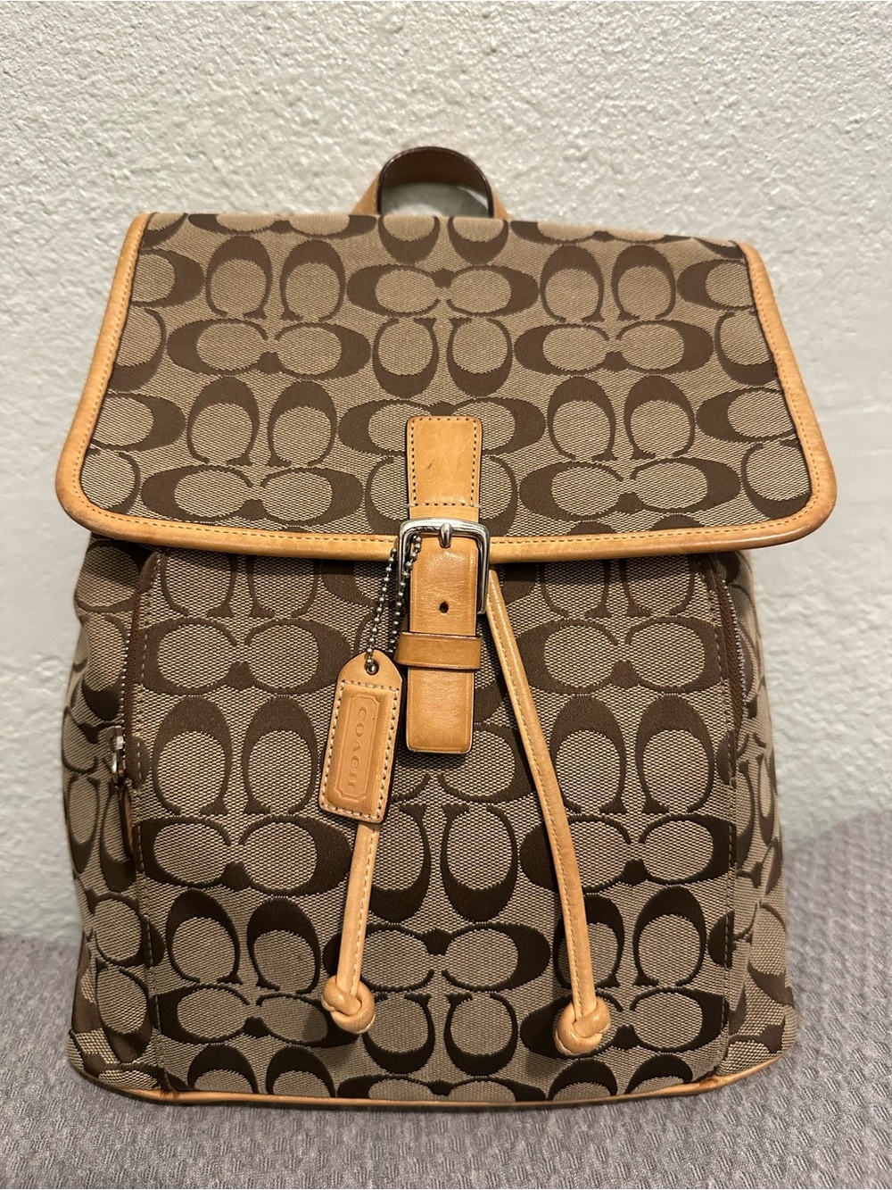 Vintage Coach Tan/Brown Cognac Signature Canvas Backpack with Leather Tan Trim - Picture 11 of 14